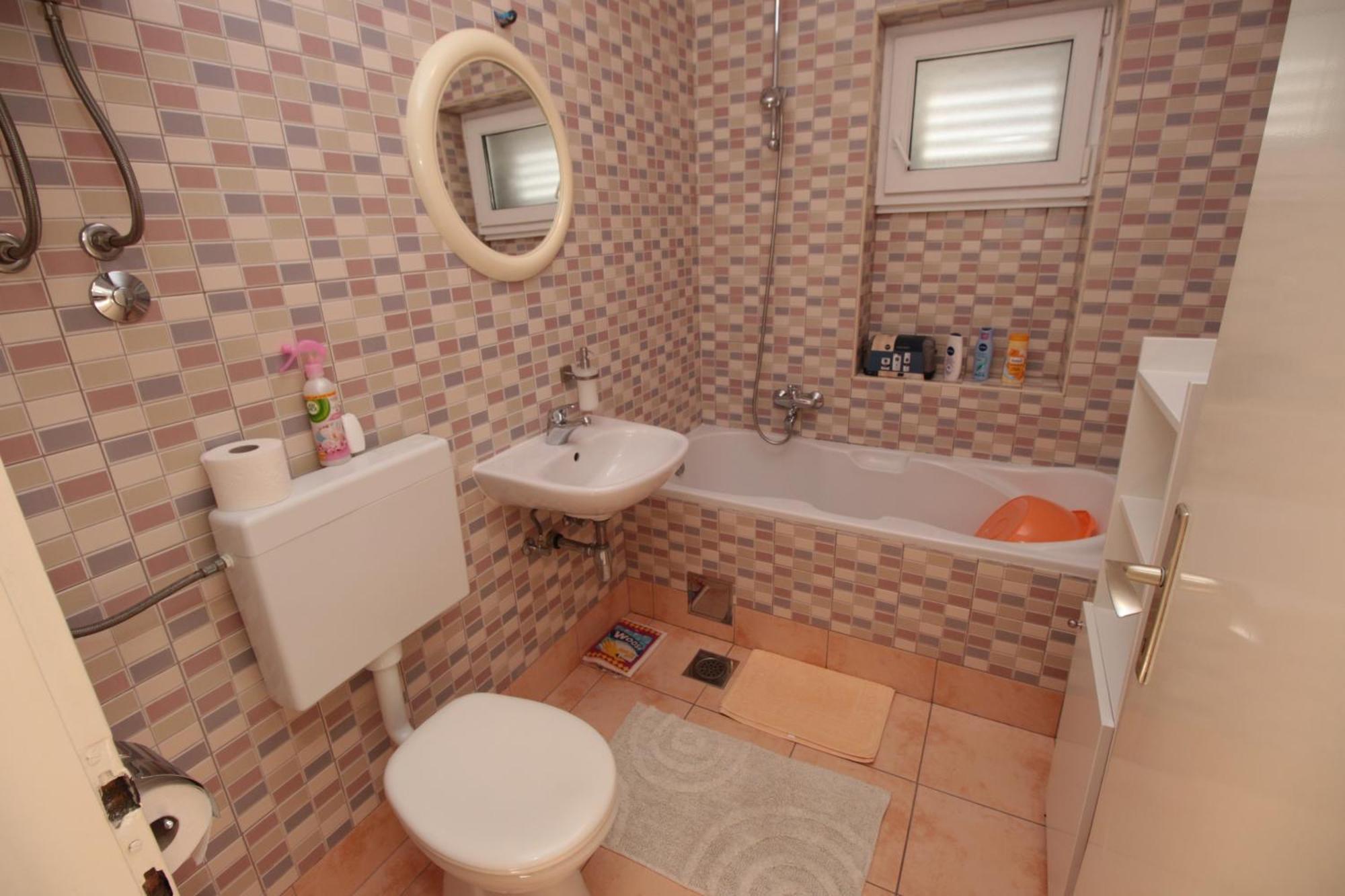 Apartmani Damir Livajic Omiš Екстериор снимка