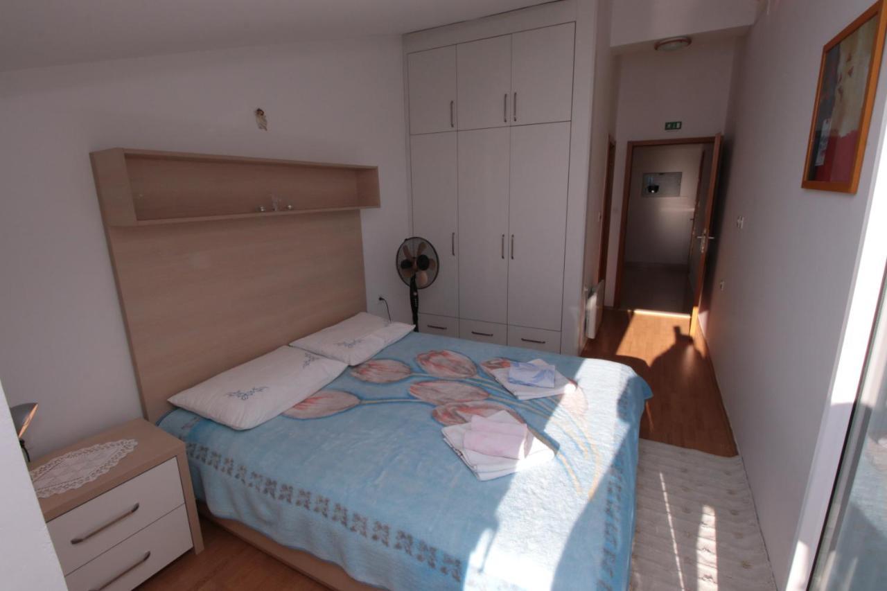 Apartmani Damir Livajic Omiš Екстериор снимка