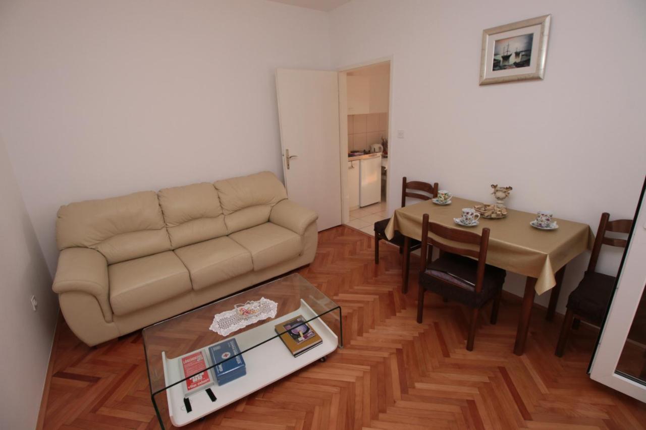 Apartmani Damir Livajic Omiš Екстериор снимка